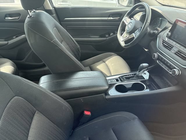 Used 2022 Nissan Altima 2.5 SV w/ SV Premium Package FWD image 8