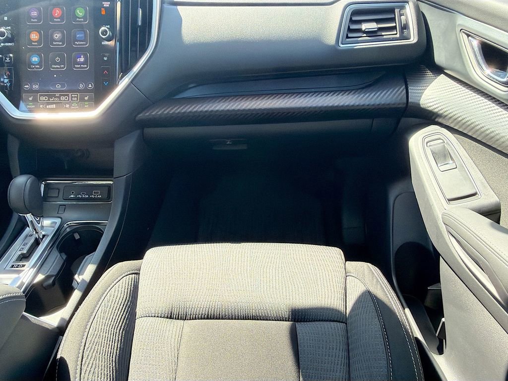 Used 2025 Subaru Ascent Premium AWD/4WD image 18