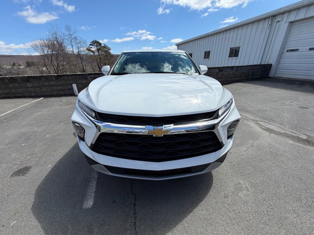 Used 2025 Chevrolet Blazer LT image 8