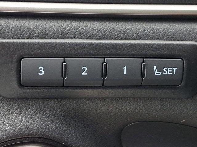 Used 2025 Lexus ES 350 w/ Premium Package FWD image 26