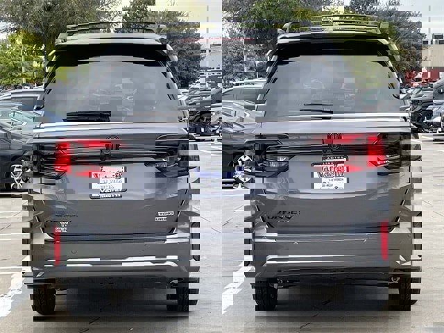 New 2026 Honda Odyssey Touring image 5