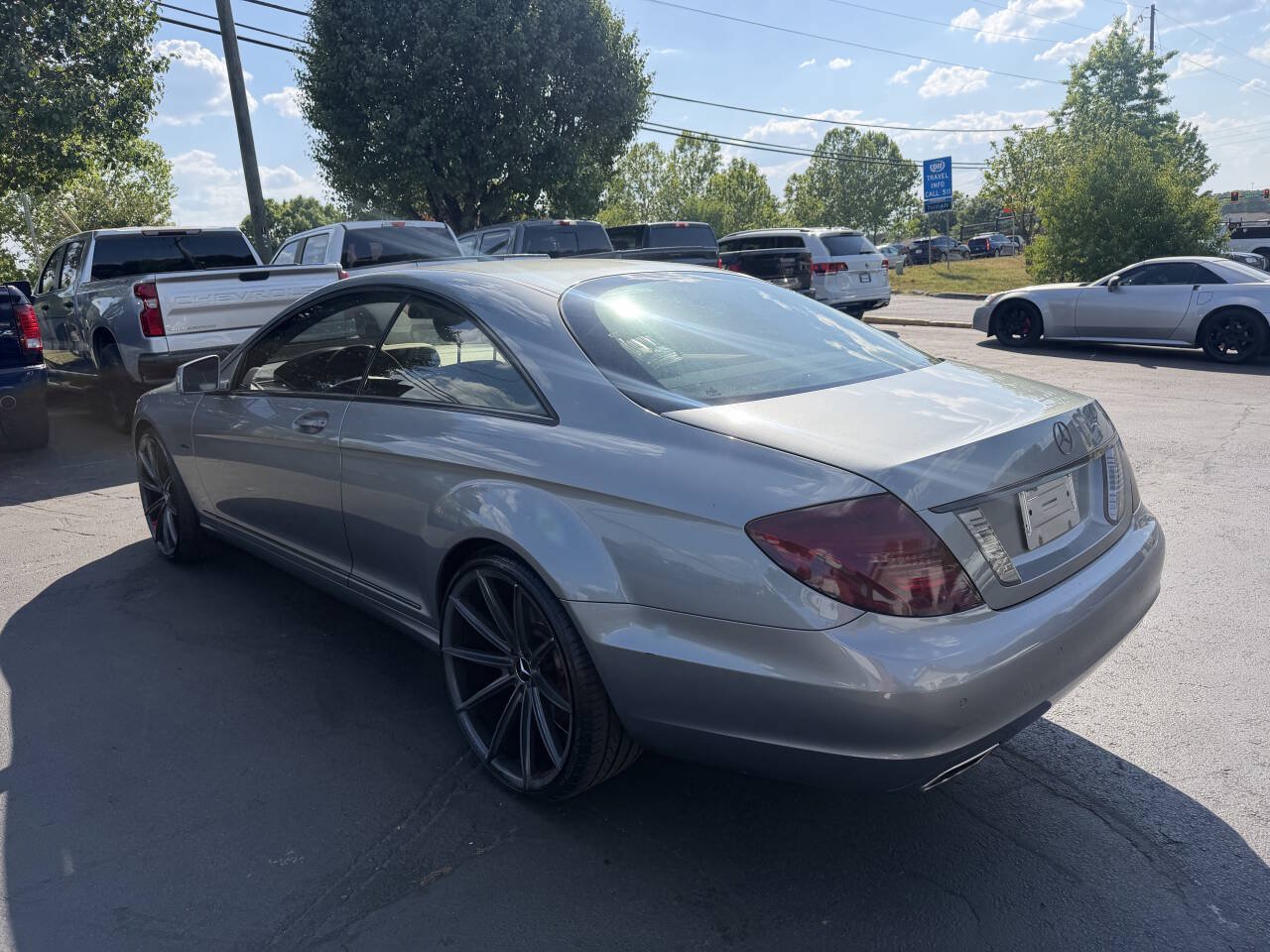 Used 2011 Mercedes-Benz CL 550 4MATIC image 7