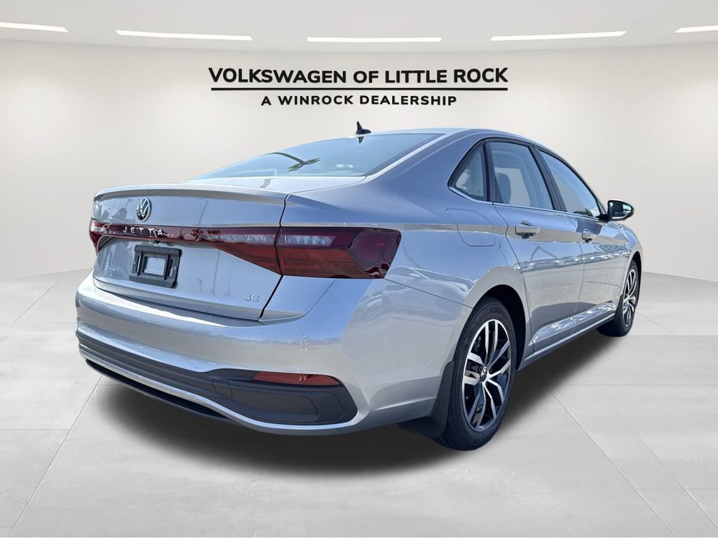 New 2025 Volkswagen Jetta SE image 5