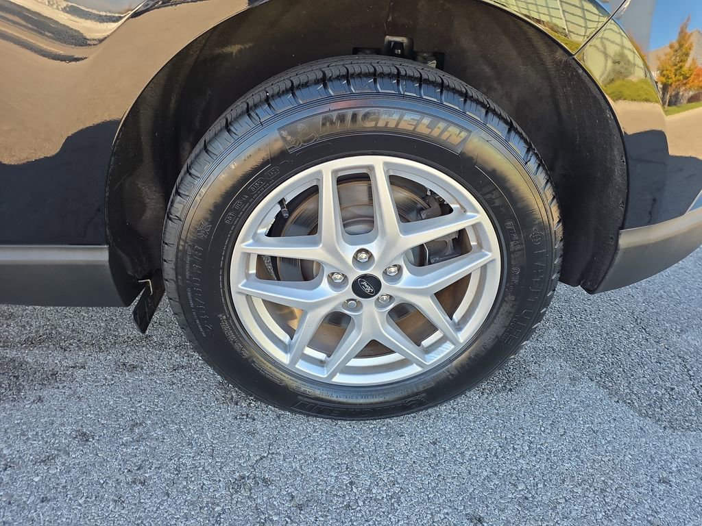 Used 2023 Ford Edge SEL w/ Convenience Package image 11