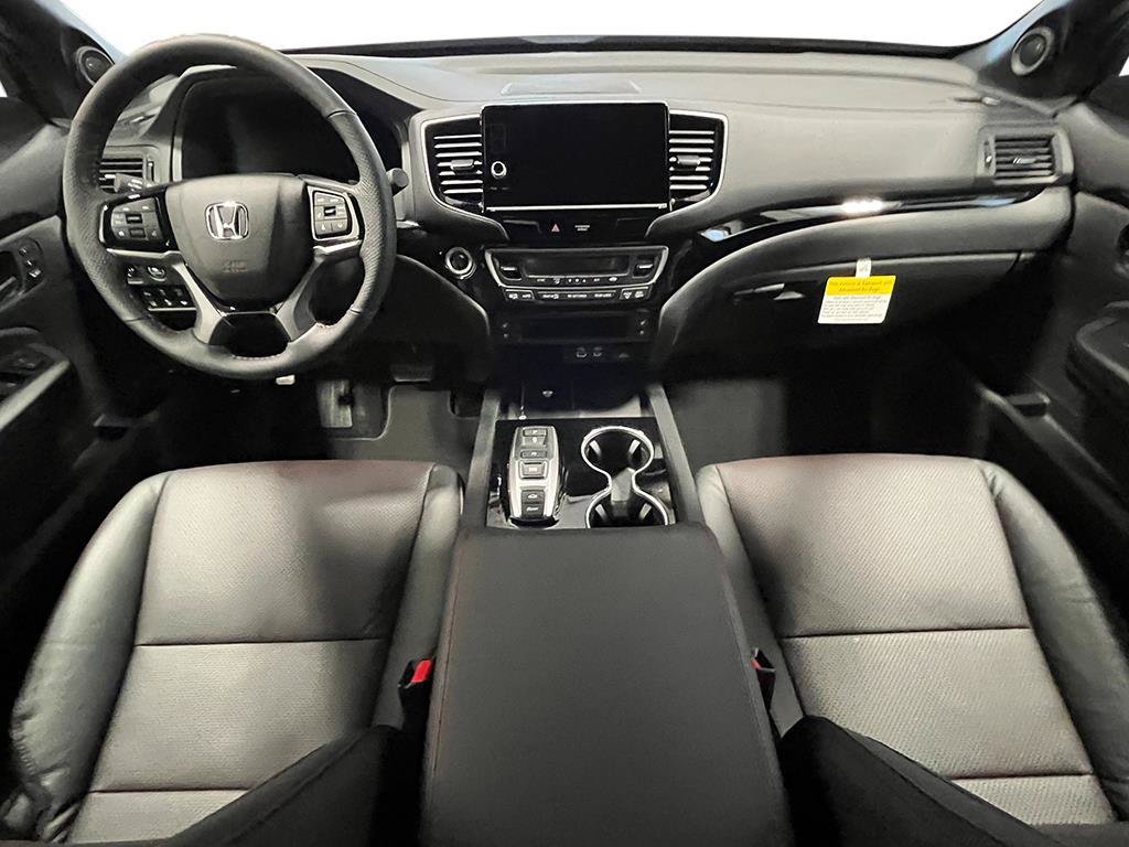 New 2026 Honda Ridgeline Black Edition image 2