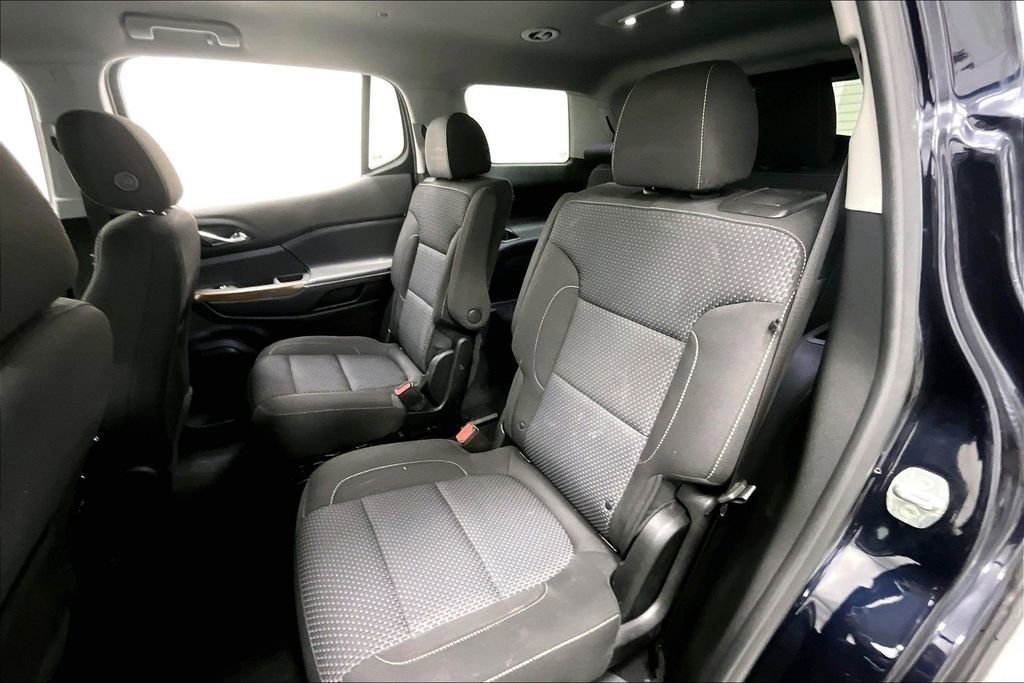 Used 2021 GMC Acadia SLE image 27