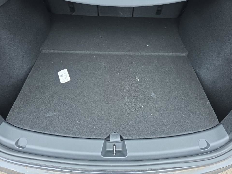 Used 2024 Tesla Model Y Long Range image 26
