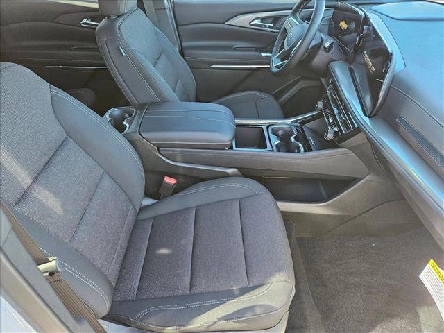 New 2026 Chevrolet Traverse LT w/ Midnight/Sport Edition image 17