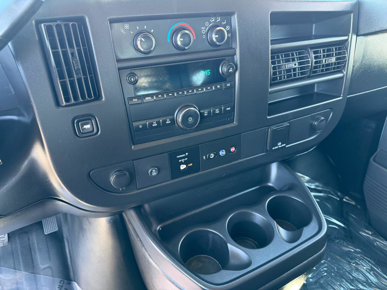 Used 2020 GMC Savana 2500 w/ Driver Convenience Package image 25