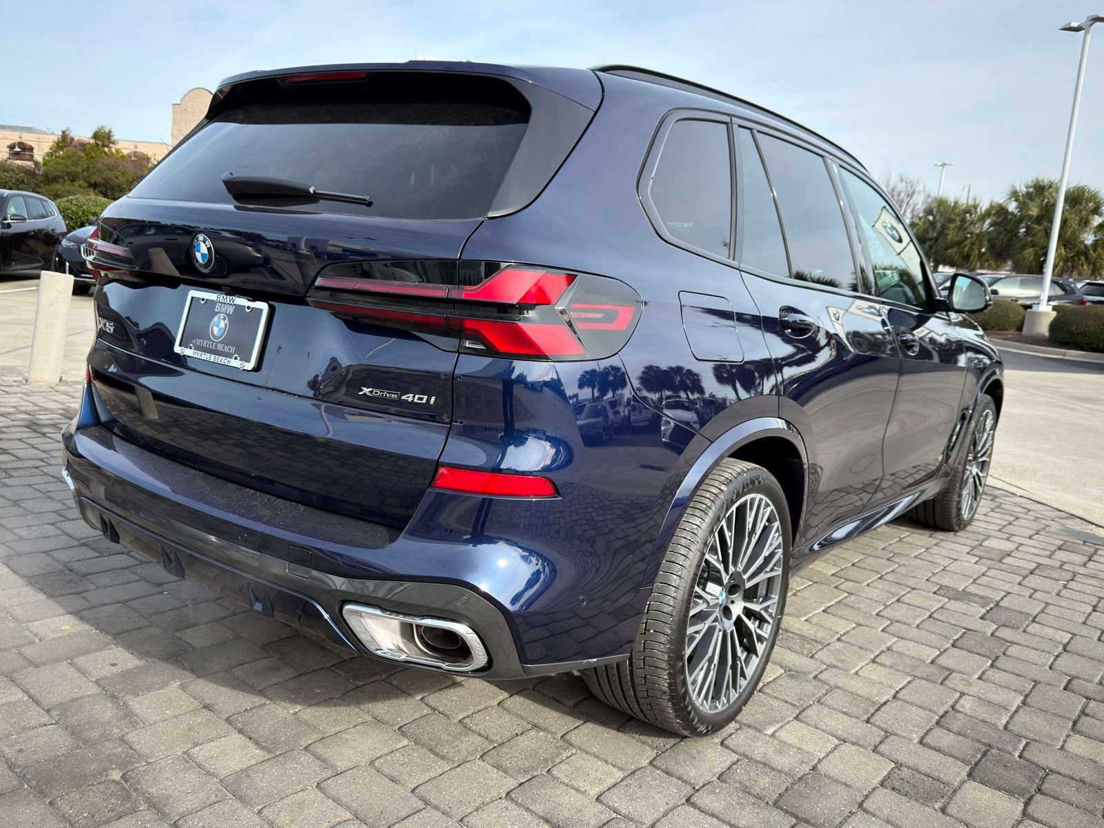 New 2026 BMW X5 xDrive40i w/ Executive Package AWD/4WD image 9