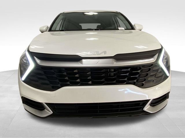 Used 2023 Kia Sportage LX image 6