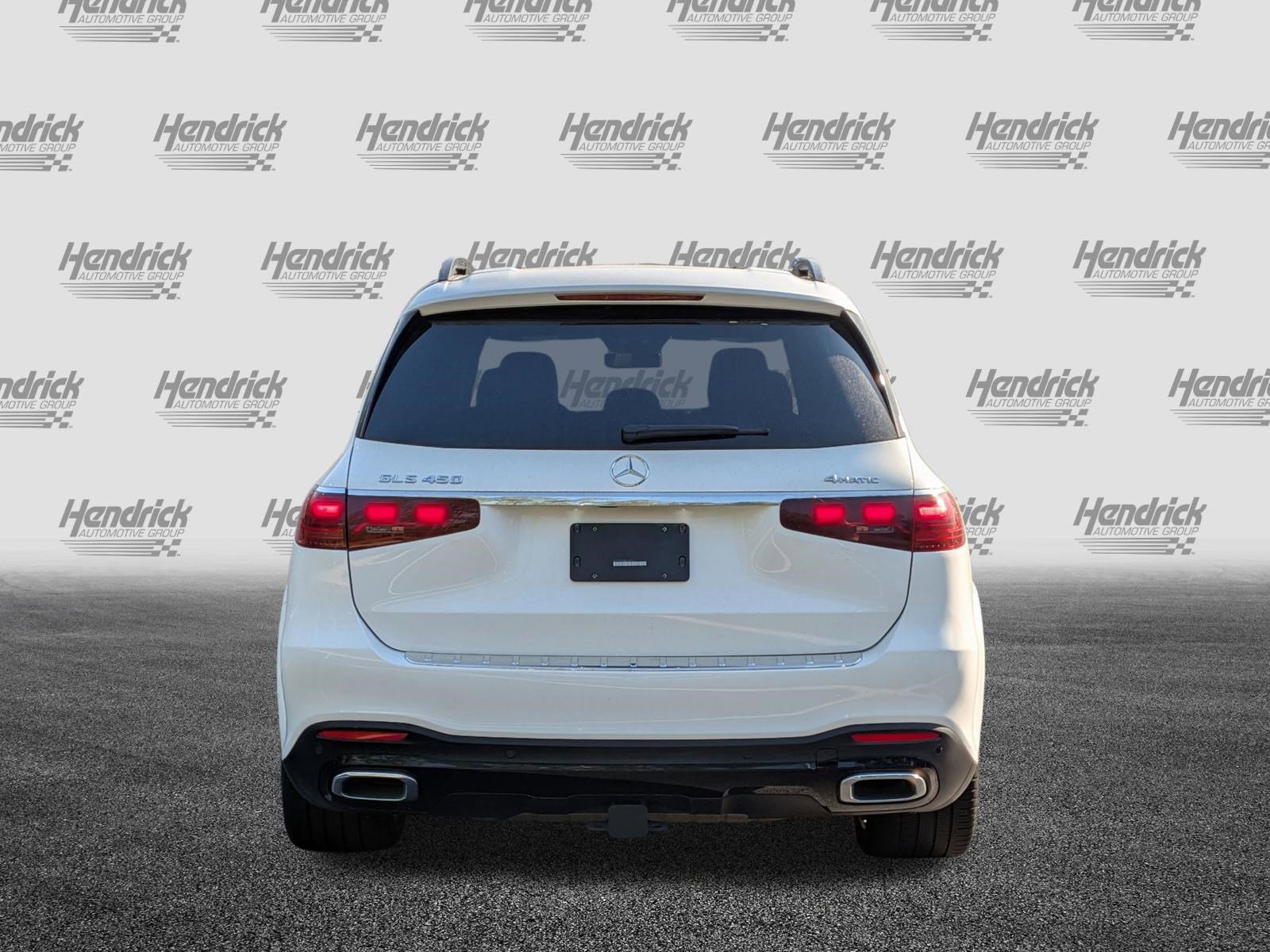 Used 2024 Mercedes-Benz GLS 450 4MATIC image 9