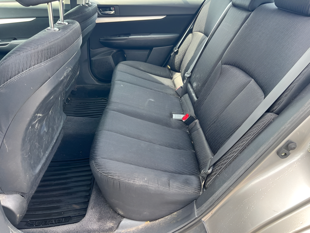 Used 2010 Subaru Legacy 2.5i Premium AWD/4WD image 11