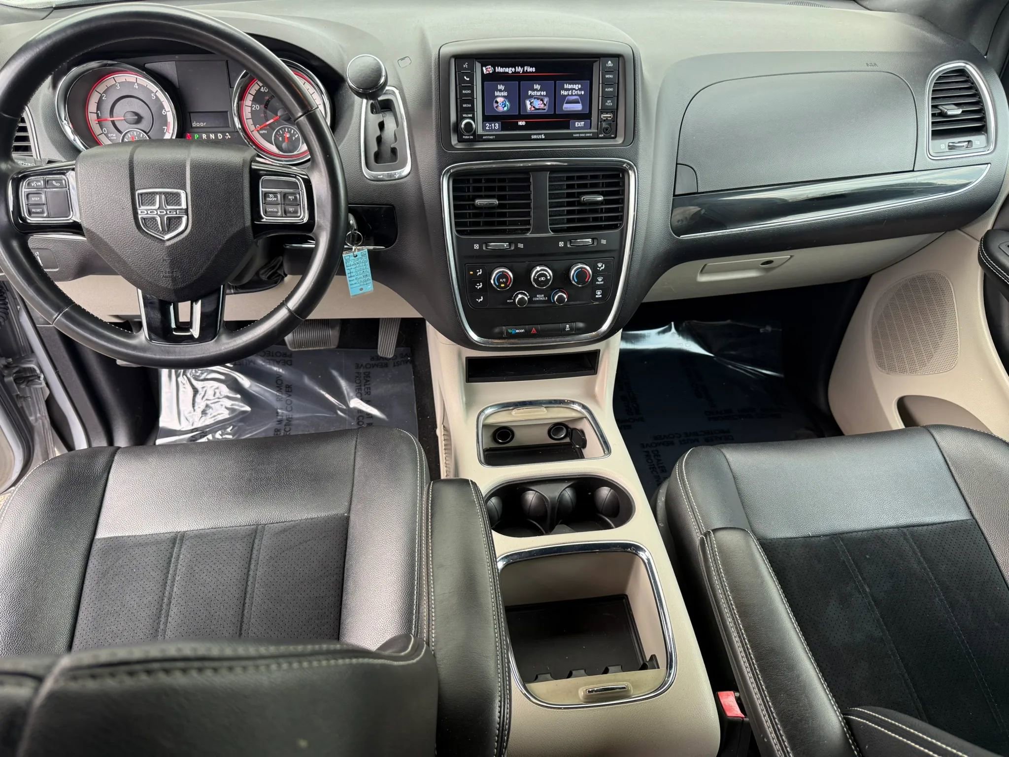 Used 2018 Dodge Grand Caravan SXT FWD image 13