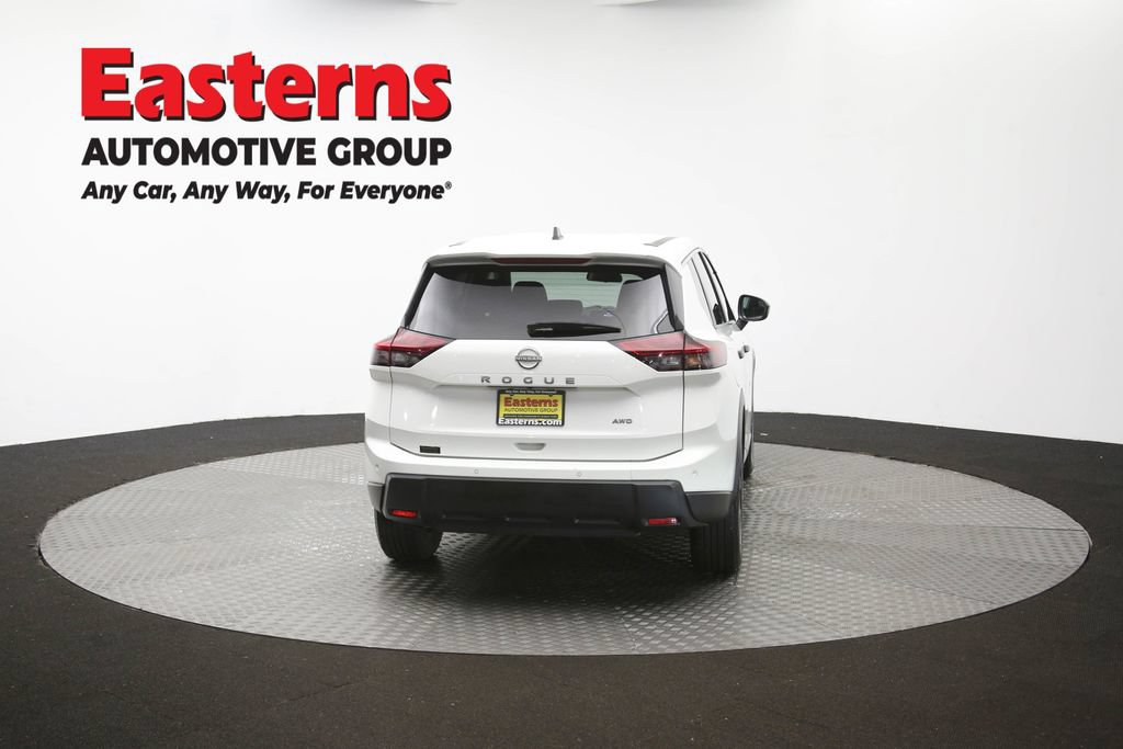 Used 2024 Nissan Rogue S AWD/4WD image 38
