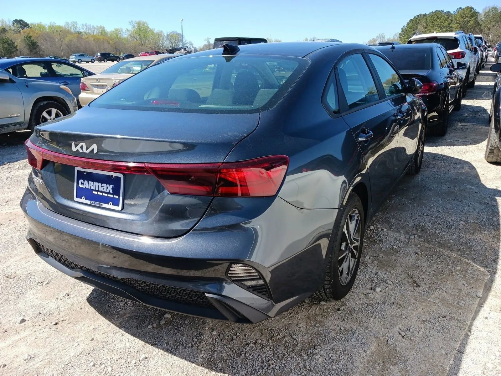 Used 2024 Kia Forte LXS image 2
