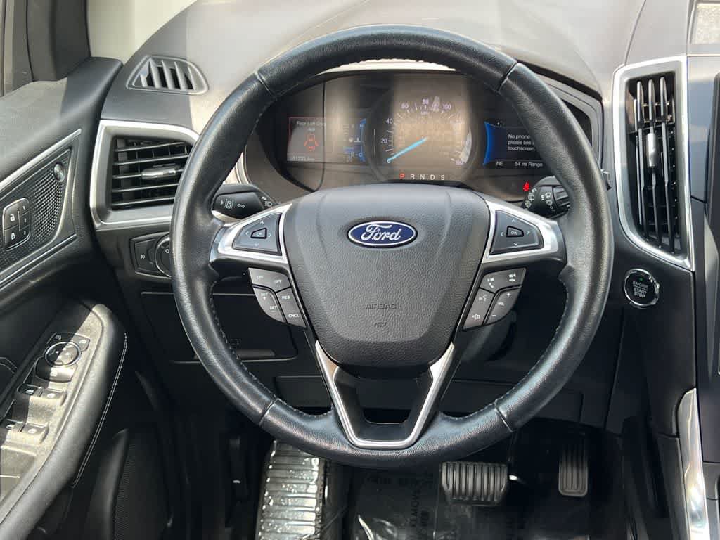 Used 2022 Ford Edge Titanium AWD/4WD image 25