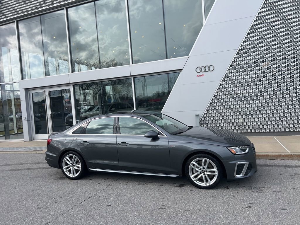Used 2023 Audi A4 2.0T Premium w/ Convenience Package image 14