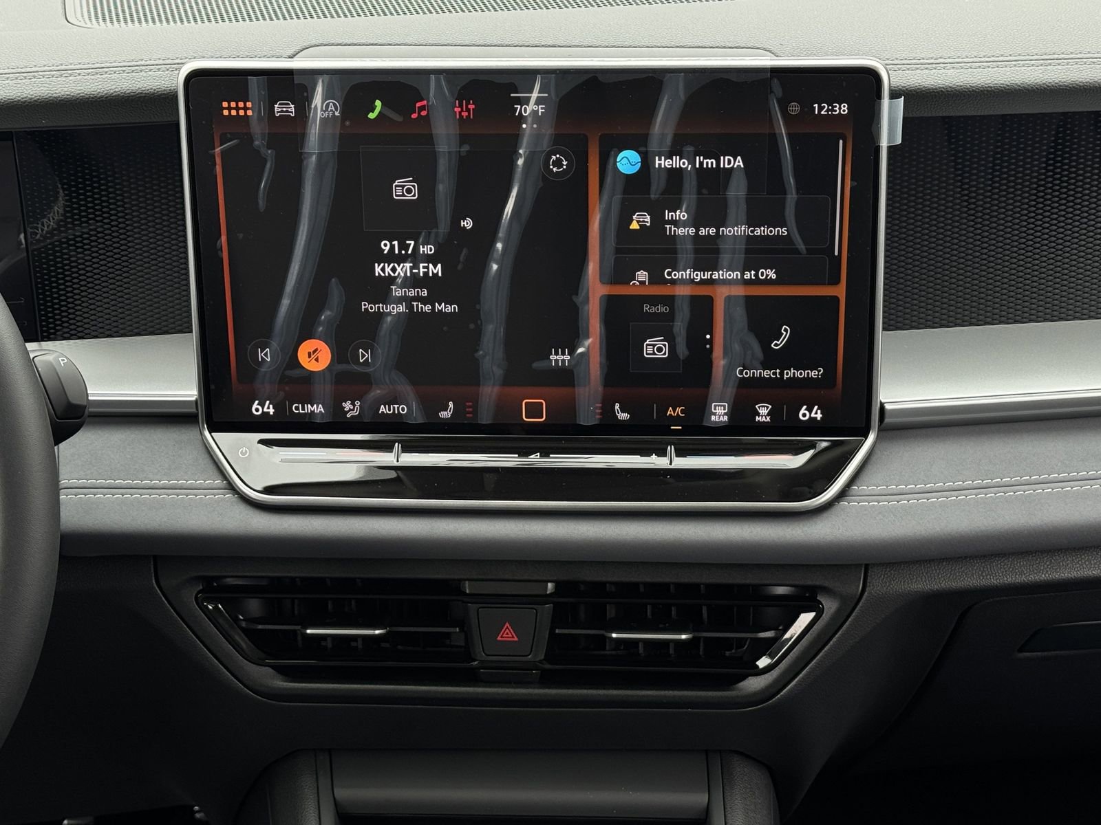New 2026 Volkswagen Tiguan SE FWD image 17