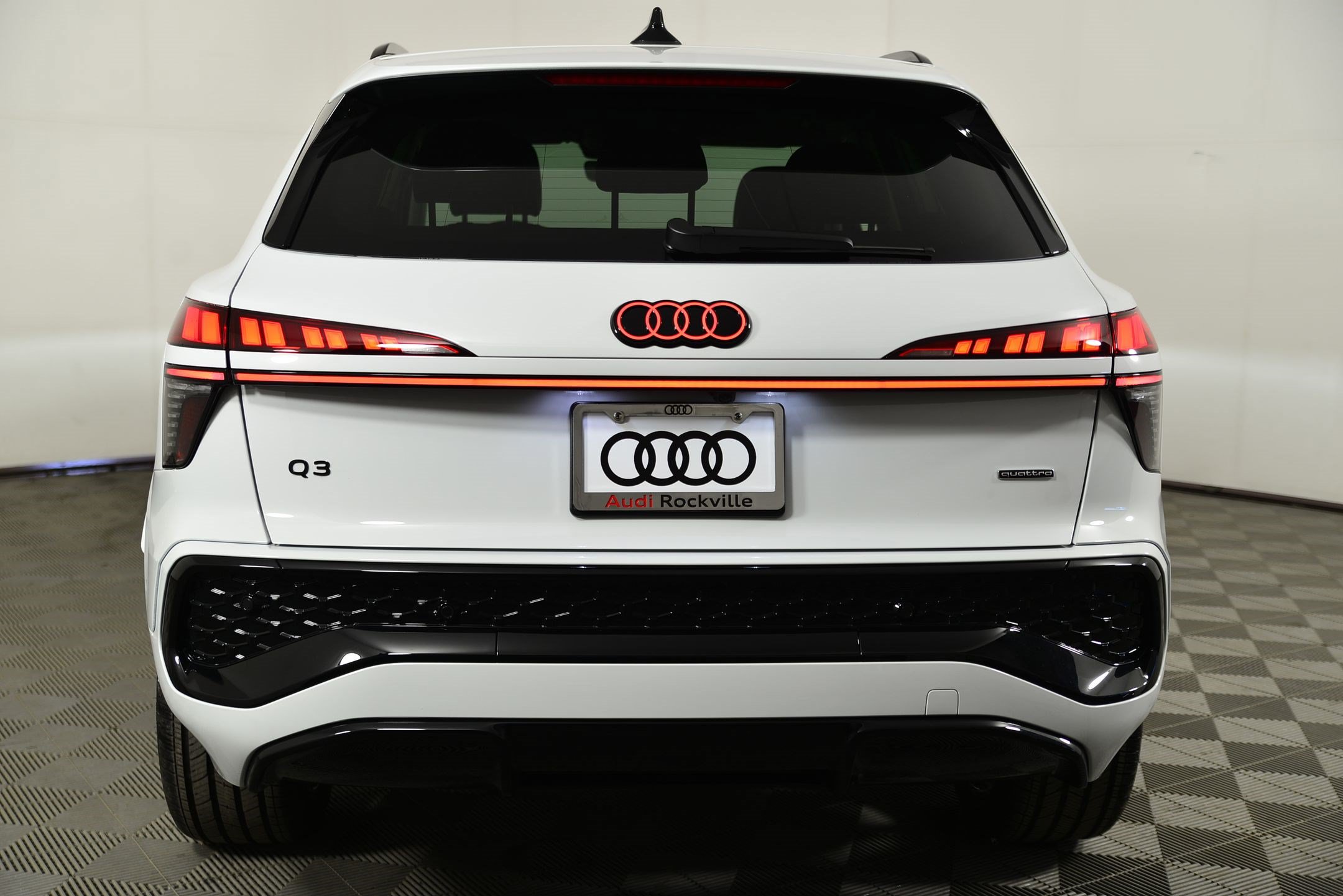 New 2026 Audi Q3 quattro 2.0T AWD/4WD image 10