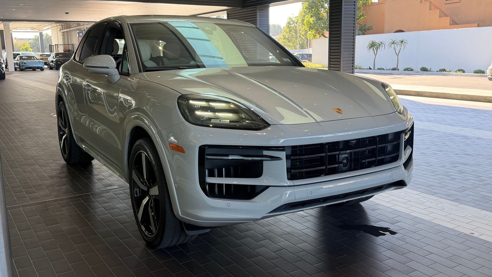 Certified 2024 Porsche Cayenne S AWD/4WD image 6