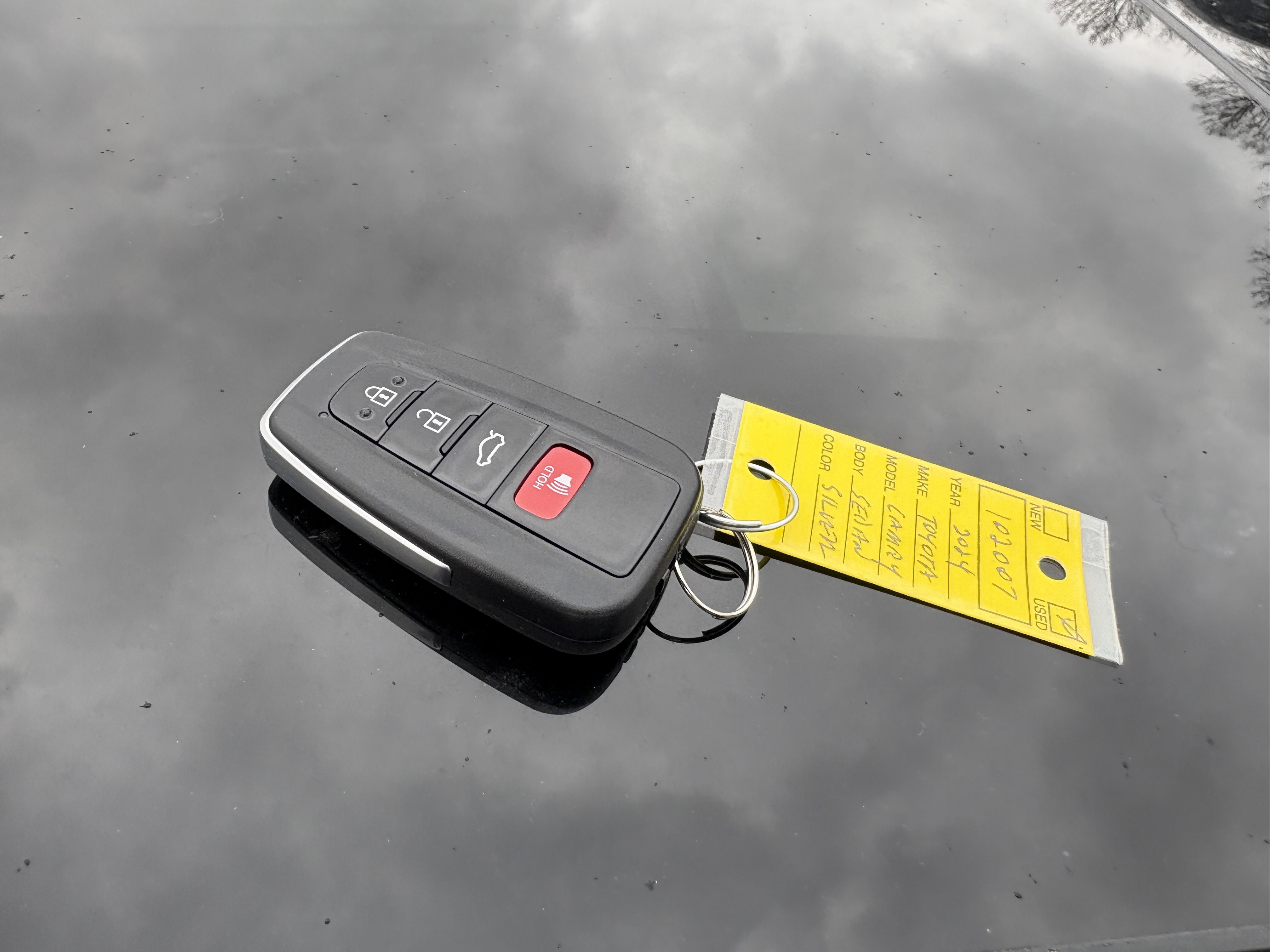 Used 2024 Toyota Camry XSE w/ Cold Weather Package FWD image 28