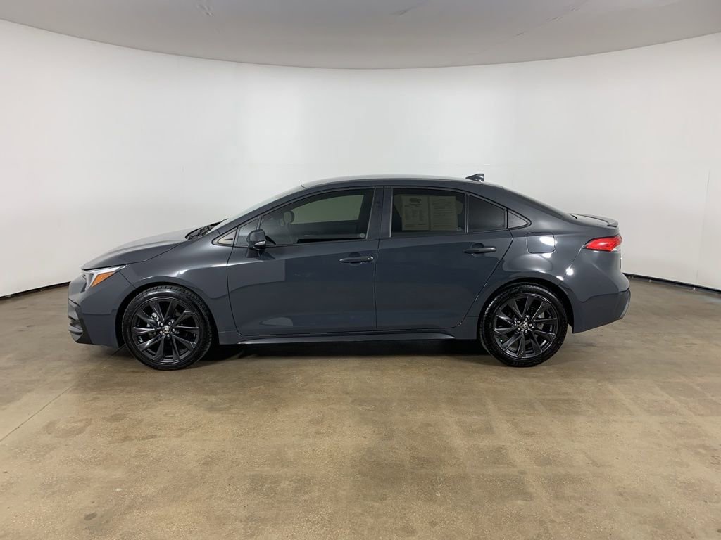 Used 2023 Toyota Corolla SE image 14