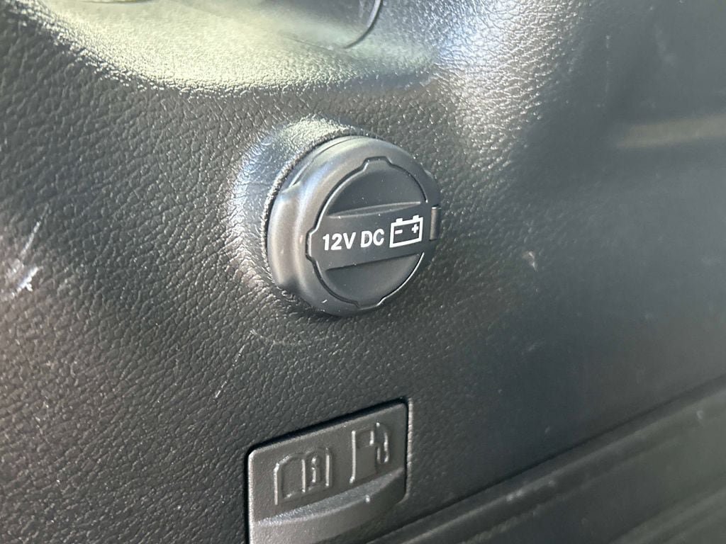 Used 2023 Jeep Wrangler Unlimited Sahara w/ Cold Weather Group AWD/4WD image 13