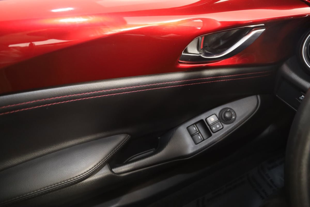 Used 2019 MAZDA MX-5 Miata RF Grand Touring RWD image 34