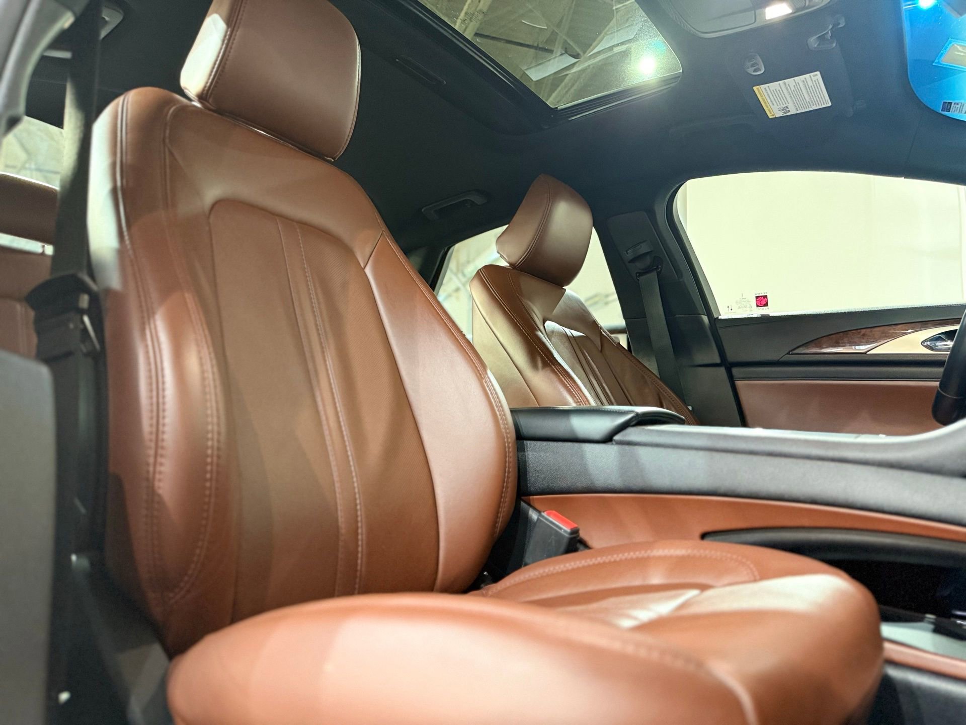 Used 2020 Lincoln MKZ Reserve w/ Monochromatic Package image 36