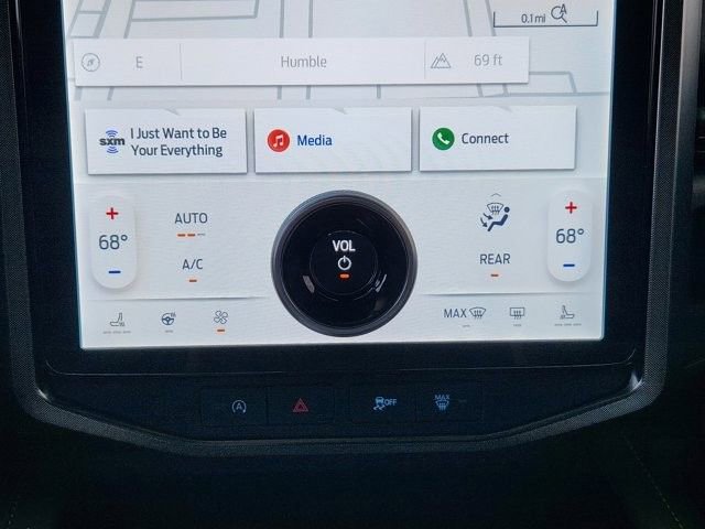 Used 2024 Ford Expedition Platinum image 17