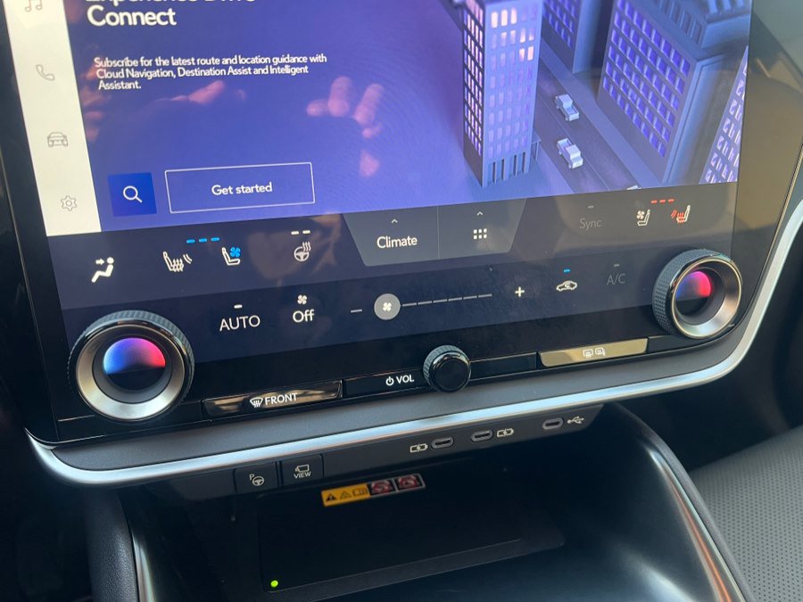 Used 2023 Lexus RZ 450e Premium image 28