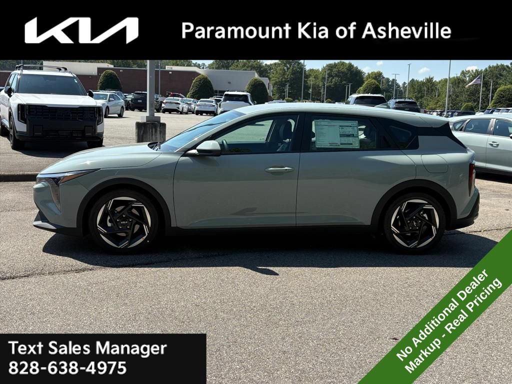 New 2026 Kia K4 EX FWD image 3