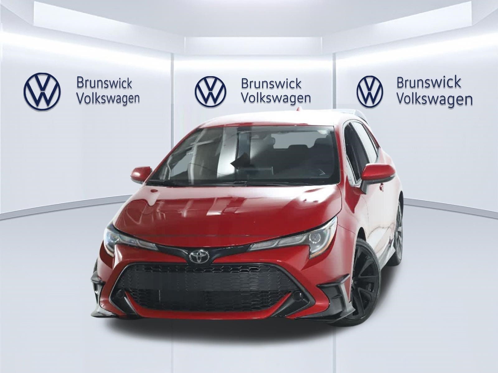 Certified 2021 Toyota Corolla SE w/ Special Edition FWD image 3