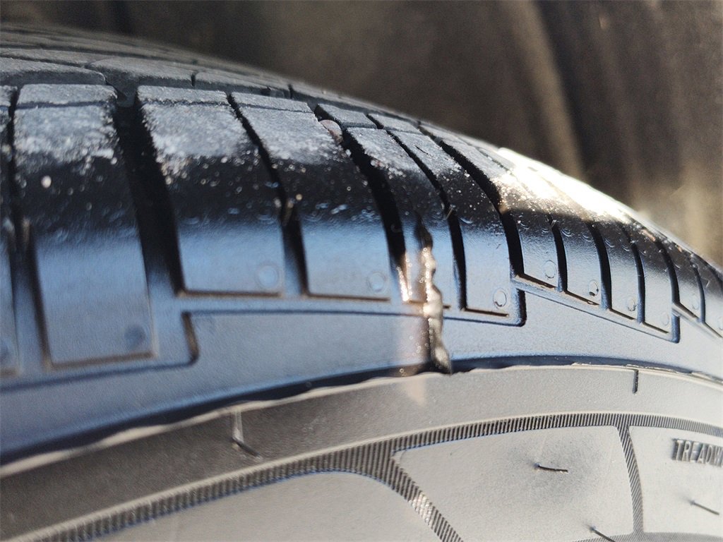 Used 2014 Ford Fusion SE image 13