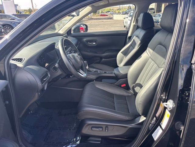 Used 2026 Honda HR-V EX-L image 8