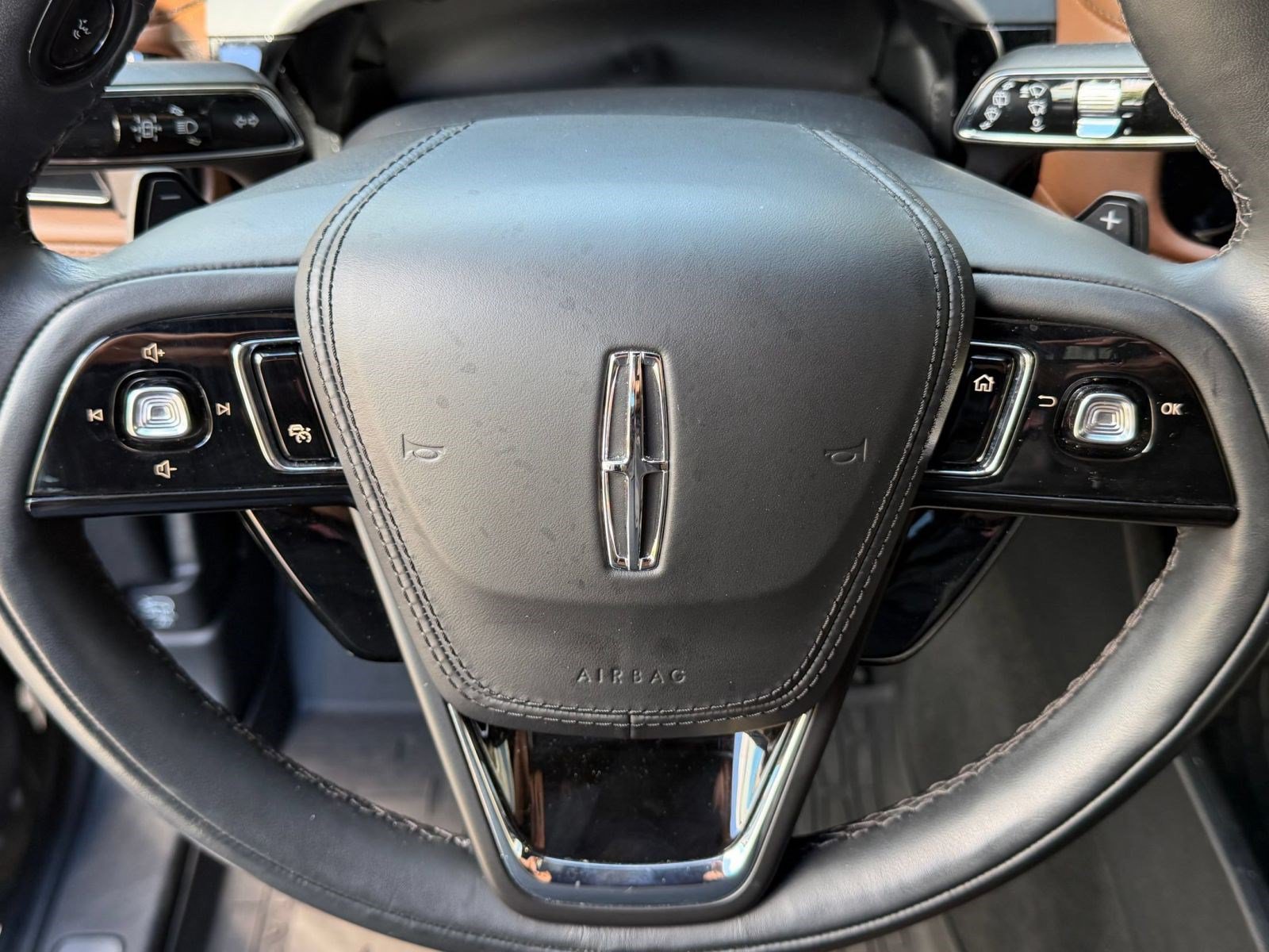 Used 2023 Lincoln Aviator Reserve w/ Equipment Group 201A AWD/4WD image 15