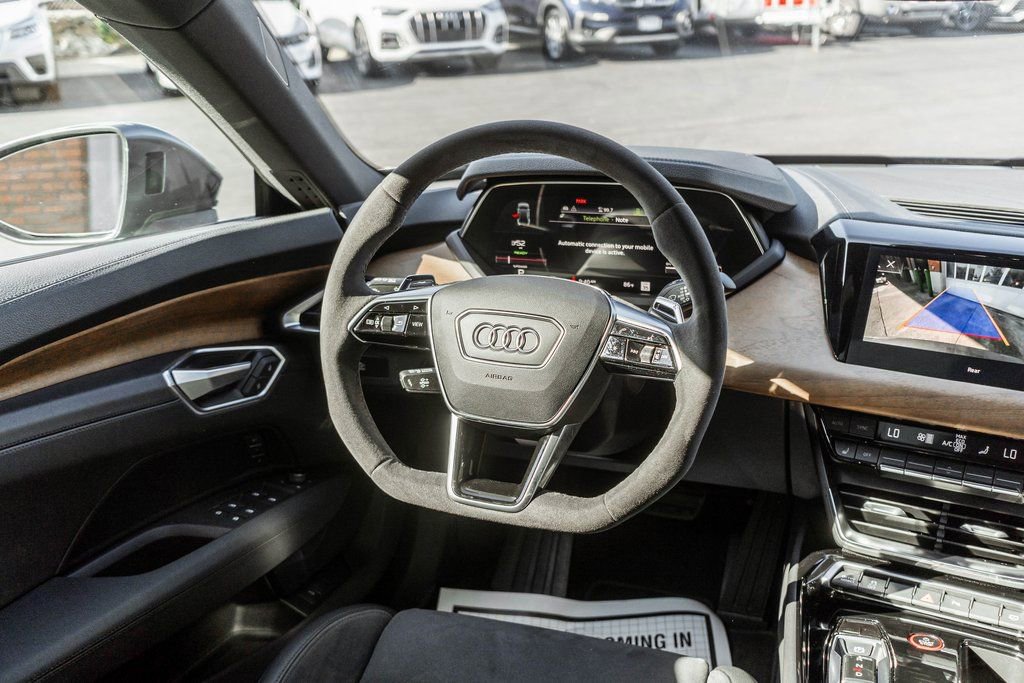 Used 2022 Audi e-tron GT Premium Plus image 13