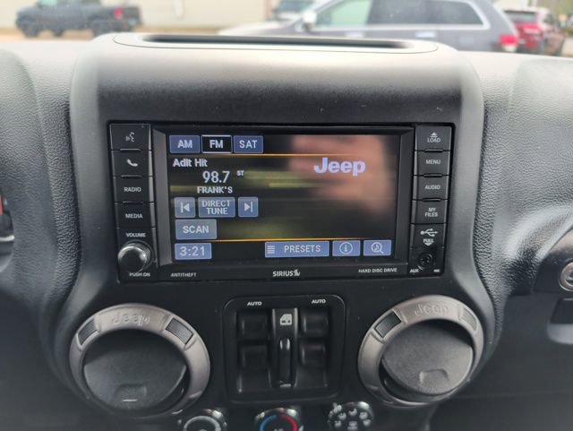 Used 2018 Jeep Wrangler Unlimited Sport S image 22