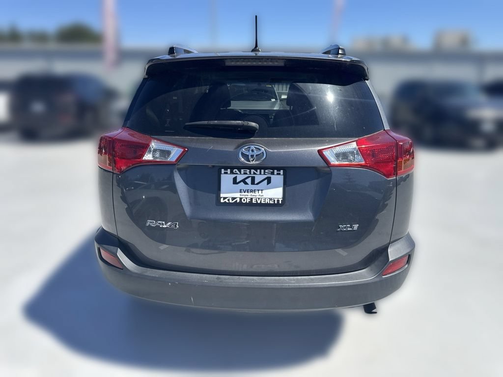 Used 2015 Toyota RAV4 XLE FWD image 7