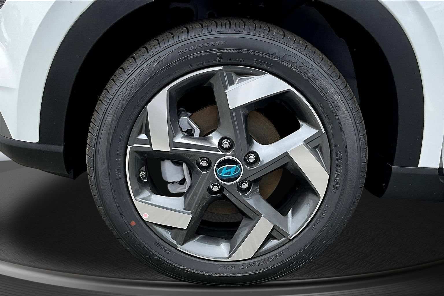 New 2026 Hyundai Venue SEL FWD image 14