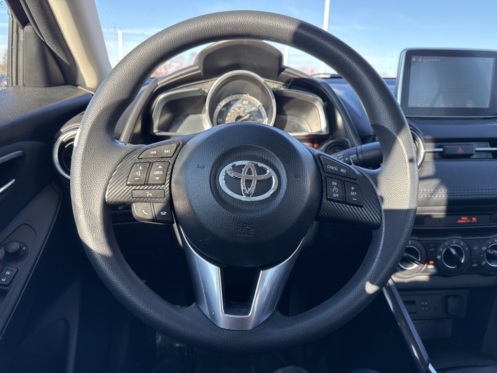 Used 2017 Toyota Yaris iA image 11