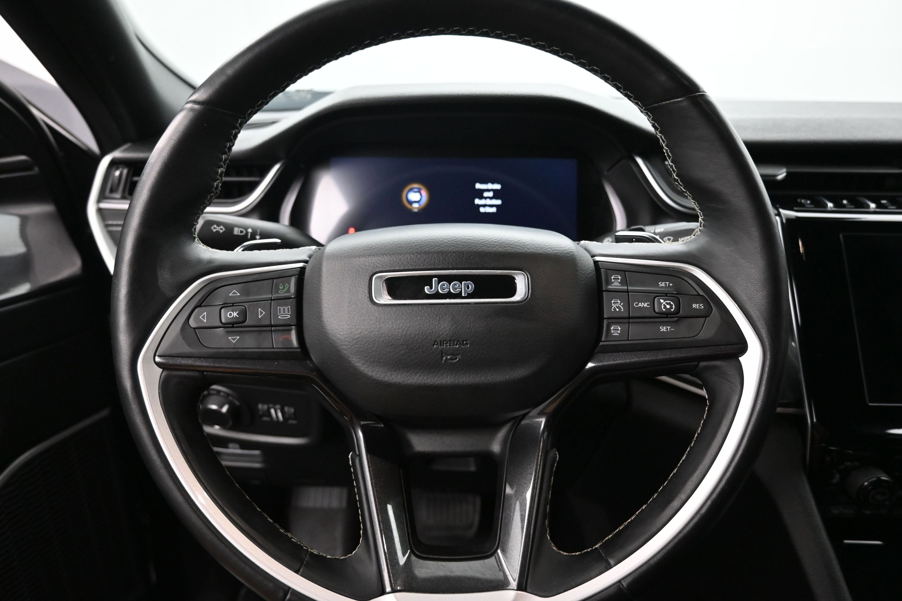 Used 2021 Jeep Grand Cherokee L Laredo AWD/4WD image 13
