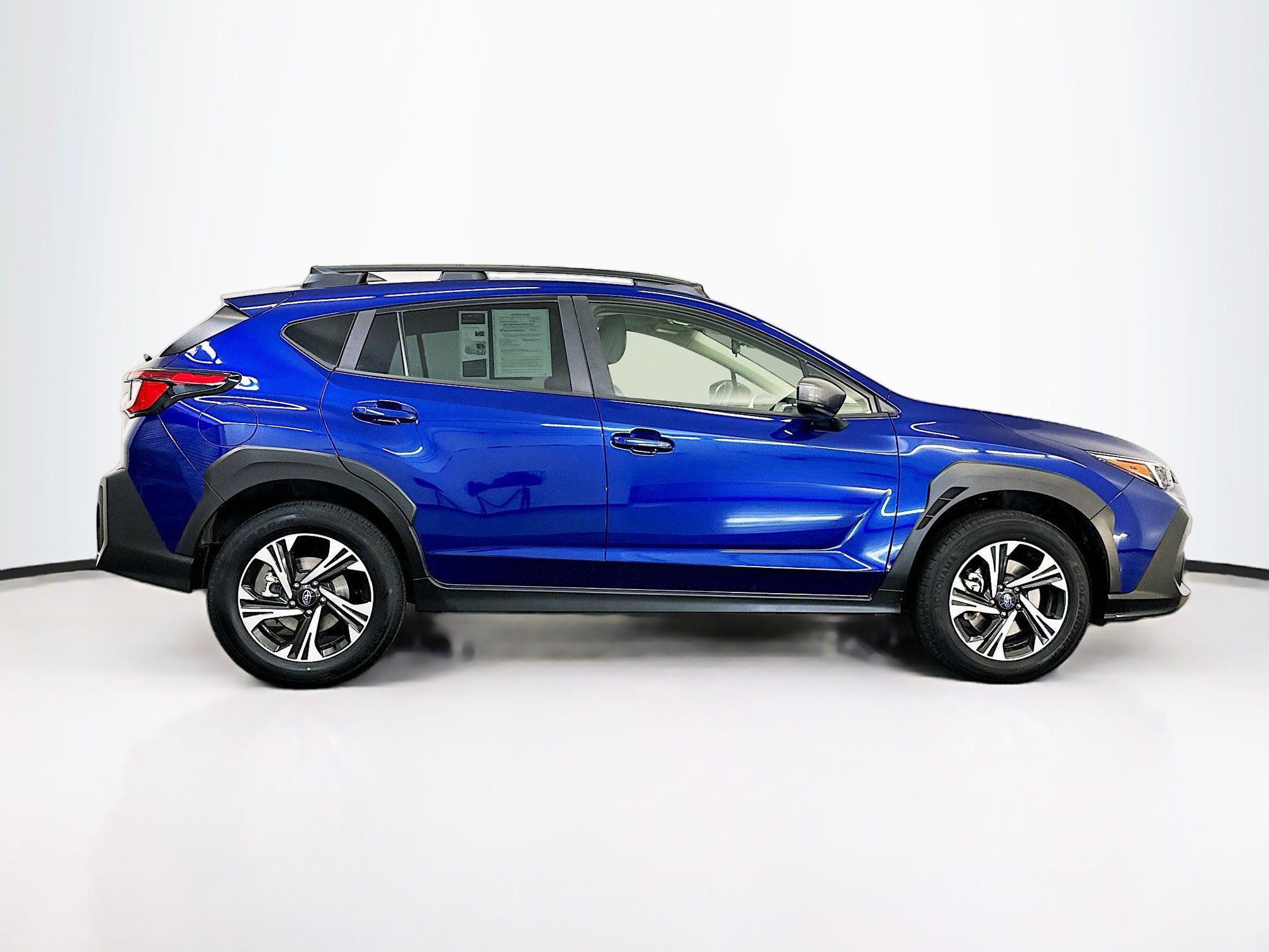 Used 2025 Subaru Crosstrek 2.0i Premium image 10