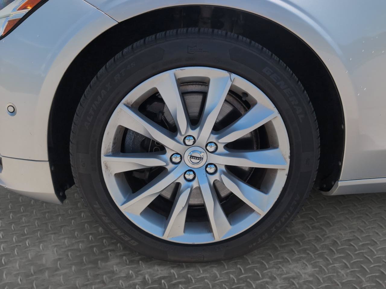 Used 2017 Volvo S90 T6 Momentum w/ Climate Package AWD/4WD image 11