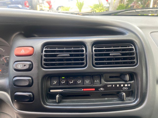 Used 2001 Suzuki Vitara JLS image 44