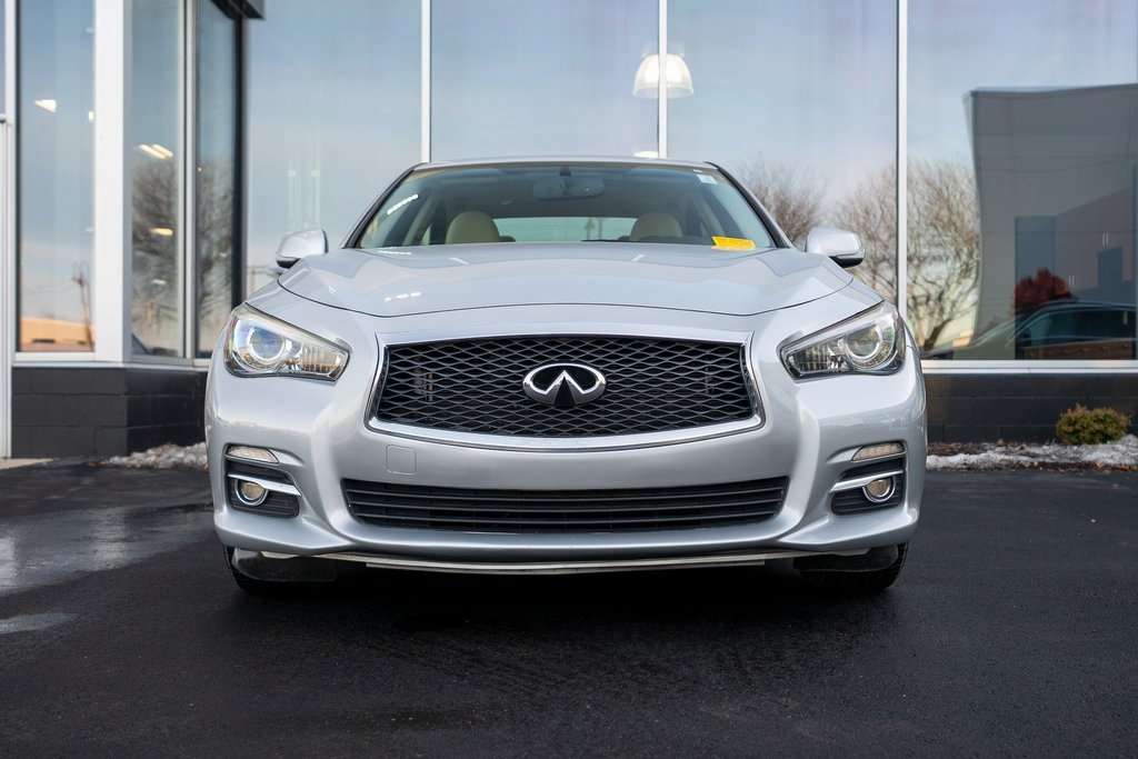 Used 2015 INFINITI Q50 Premium w/ Navigation Package image 2