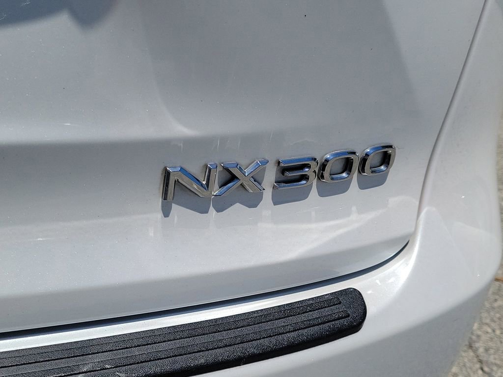 Used 2018 Lexus NX 300 FWD w/ Accessory Package 2 image 9