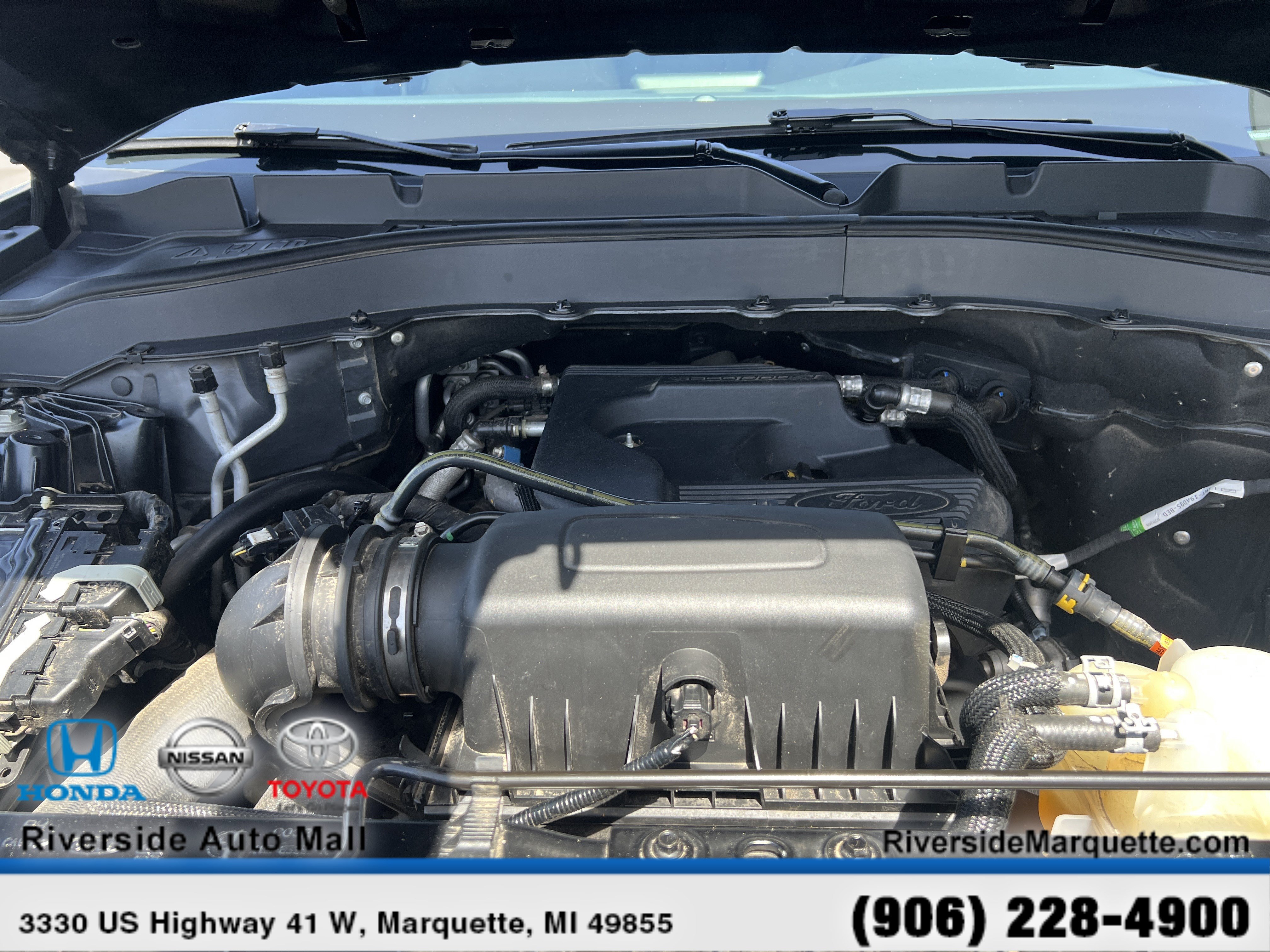 Used 2020 Ford Explorer XLT w/ Class III Trailer Tow Package AWD/4WD image 13