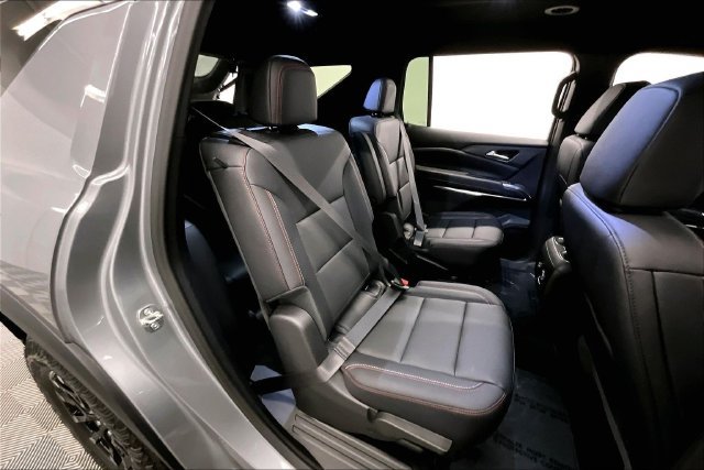 Used 2026 Chevrolet Traverse Z71 AWD/4WD image 25